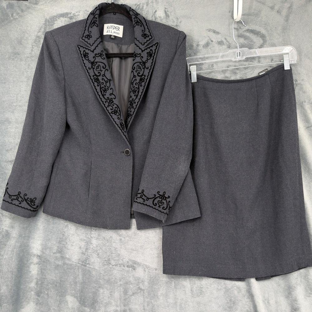 Kasper Skirt Suit Womens Size 8 Petite Floral Embroidered Blazer Pencil Charcoal